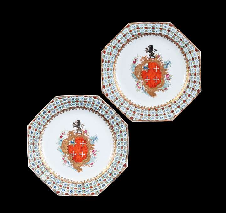 GG: Pair of Chinese export armorial dinner plates, arms of Chase